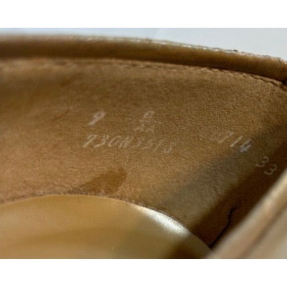 Women's Naturalizer Slip On Dress Shoe Size 9B Orbit Taube Leather Bow - Picture 7 of 9